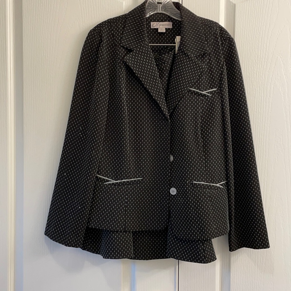 Dress Barn Black & White 2 Pc Skirt Suit - Size 12